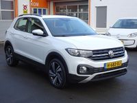 tweedehands VW T-Cross - 1.0 TSI Life Navigatie, licht metalen velgen 18 inch, app-connect, parkeersensoren voor en achter, cruise controle, automatische airco, enz.