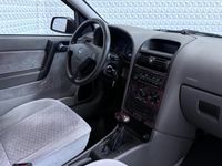 tweedehands Opel Astra 1.6-16V Elegance AUTOMAAT / 181.000km (2001)