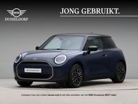 Nieuw Mini Cooper Favoured 135 kW (184 PK) 2025 Blauw Hatchback