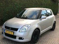 Occasion Suzuki Swift 92 PK (67 kW) 2007 Grijs Hatchback