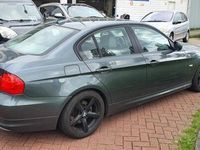 Occasion BMW 318 Luxury Line 136 PK (100 kW) 2011 Groen Sedan