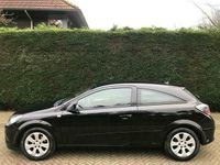 tweedehands Opel Astra GTC 1.6 PARKEERSENSOR/LMVELGEN/APK 04-21/CRUISE/RIJDTSCHAKELT PERFECT/NETTE AUTO/