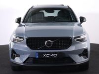 tweedehands Volvo XC40 T4 Recharge Ultimate Dark - Panorama/schuifdak - IntelliSafe Assist & Surround - Parkeercamera achter - Verwarmde voorstoelen & stuur - Parkeersensoren voor & achter - Draadloze tel. lader - Elektr. bedienb. voorstoelen met links geheugen - Ext