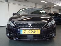 tweedehands Peugeot 308 SW 1.2 PureTech Blue Lease Executive Dealer onderhouden, Volledig lederen bekleding, Lm velgen, Panodak, Stoelverwarming, Cruise controle, Achteruitrijcamera, Full options!! Bovag afleverpakket 695,-