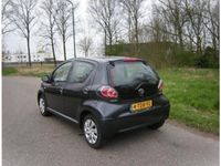 tweedehands Toyota Aygo 1.0 VVT-i Aspiration . Airco . Elec ramen . Audio . 5 Deurs . enz