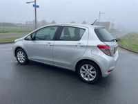 Occasion Toyota Yaris Comfort 69 PK (50 kW) 2012 Zilver (metallic) Hatchback