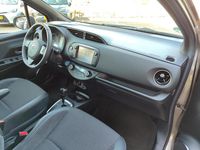 Occasion Toyota Yaris Executive 99 PK (72 kW) 2018 Grijs Hatchback