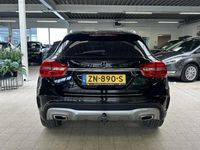 tweedehands Mercedes GLA200 AUTOMAAT / TREKHAAK / STOELVERWARMING / AMG-PAKKET