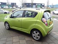 tweedehands Chevrolet Spark 1.2 16V LT - 5-deurs, Stuurbekrachtiging, Airco, Elektrische ramen, Radio/cd-speler, Lichtmetalen velgen, Parkeersensoren