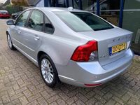 tweedehands Volvo S40 2.4 Momentum Automaat NL AUTO / LEER / YOUNGTIMER