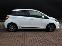 Occasion Toyota Yaris Hybrid Edition 101 PK (74 kW) 2020 Wit Hatchback