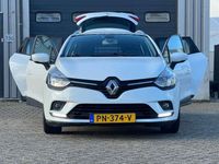 tweedehands Renault Clio IV Estate 1.2 TCe Zen Automaat - Blanc Glacier - Nieuwstaat