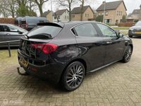 tweedehands Alfa Romeo Giulietta 1.4 T Exclusive Qv-Line Navi Bluetooth Pdc Lm..