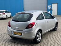 tweedehands Opel Corsa 1.4-16V Business Airco Zilver