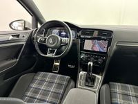 tweedehands VW Golf VIII 1.4 eHybrid GTE / Pano / Active info / Camera