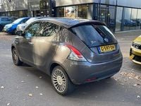 Occasion Lancia Ypsilon Platinum 86 PK (63 kW) 2012 Grijs Hatchback