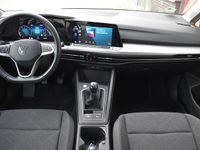 Occasion VW Golf VIII Life 112 PK (82 kW) 2023 Grijs Hatchback