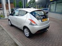 Occasion Lancia Ypsilon Platinum 69 PK (50 kW) 2012 Grijs, metallic lak Hatchback