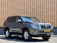 tweedehands Toyota Land Cruiser 2.8 D-4D-F Challenger High Roof Window Van | Direct Leverbaar! | 3500 KG Trekken! | Camera | DAB | Trekhaak | Parkeersensoren | Hoge / Lage Gearing | LED | Keyless Go/Keyless Entry |