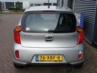 tweedehands Kia Picanto 1,2 CVVT Automaat/ Parkeersensoren