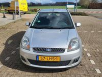 tweedehands Ford Fiesta 1.4-16V Futura XL