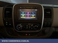 tweedehands Renault Trafic 1.6 dCi 126pk L2H1 Euro6 Airco | Navigatie | Camera | Trekhaak | Lichtmetalen velgen Cruisecontrol, Parkeersensoren, Bluetooth-telefoonvoorbereiding