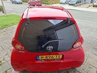 Occasion Toyota Aygo 68 PK (50 kW) 2006 Rood Hatchback