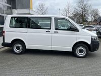 tweedehands VW Transporter Kombi 8-persoons 2.0 TDI DSG Automaat 140 pk L1H1 BTW en BPM vrij Airco Cruise control Trekhaak PDC 1e eigenaar Euro 5 Combi Personenbus Passenger Groepsvervoer Taxi