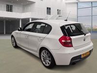 tweedehands BMW 118 118 i High Executive M-PAKKET I AUTOMAAT I NAVI I C