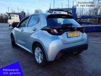 Occasion Toyota Yaris Hybrid Active 116 PK (85 kW) 2024 Grijs Hatchback