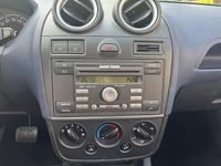 Occasion Ford Fiesta Futura 101 PK (74 kW) 2006 Blauw Hatchback