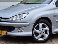 Occasion Peugeot 206 Quiksilver 89 PK (65 kW) 2004 Grijs Hatchback