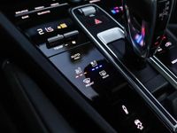 tweedehands Porsche Cayenne Turbo S 4.0 E-Hybrid Automaat Sport Design | Carbon | Burmester 3D | Adaptive Cruise | Achterasbesturing | HUD | Softclose | Panoramadak | Trekhaak