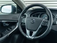 tweedehands Volvo V40 D2 Aut. Intellisafe Summum Panoramadak Parkeercame