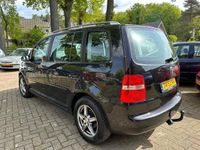 tweedehands VW Touran 2.0-16V FSI Trendline ( motorprobleem )