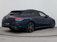 Occasion Mercedes CLA180 Shooting Brake AMG line 136 PK (100 kW) 2023 Blauw Stationwagen