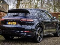 tweedehands Porsche Cayenne Turbo S 4.0 E-Hybrid Burmester Clubleder Vierwielbesturing 22" Soft Close Alcantara Hemel