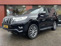 tweedehands Toyota Land Cruiser 2.8 D-4D-F Challenger Window Van AUT. | Luchtvering | Leder | Nav | Camera