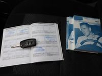 tweedehands Ford C-MAX 1.8-16V Ghia Airco, Climate control, Radio cd spel