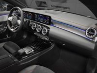 tweedehands Mercedes CLA250e Shooting Brake AMG Line | Panaroma-schuifdak | Stoelverwarming | Headup-Display | 360Graden-Camera |
