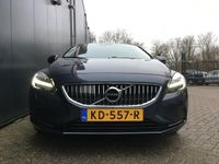 tweedehands Volvo V40 1.5 T2 Inscription | Pano dak | Navigatie | Trekhaak | Stoel verwarming | Airco | Cruise control