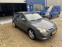 tweedehands Hyundai i30 CW 1.4i Blue Active 110 PK 1Jaar APK