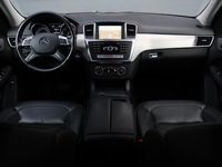 tweedehands Mercedes 350 M-KLASSEBlueTEC Aut7, Navigatie, Camera, Parkeerassistent, Leder, Elek. verstelbare Stoelen, Stoelverwarming, Sfeerverlichting, Etc,