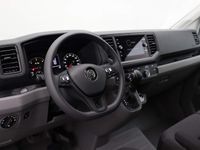tweedehands VW Crafter Bestelwagen 2.0 TDI 140pk Automaat L3H3 | Camera | Navigatie | Parkeerhulp | Apple Carplay