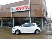Occasion Toyota Yaris Hybrid Active 80 PK (58 kW) 2021 Wit Hatchback