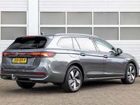 Occasion VW Passat Business 204 PK (150 kW) 2025 Grijs Stationwagen