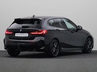 Occasion BMW 120 Shadowline 179 PK (131 kW) 2022 Zwart Hatchback