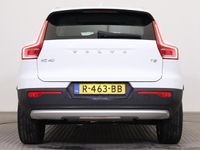 tweedehands Volvo XC40 1.5 T2 130pk Business Pro ECC NAVI LMV ZWART.STOF PANODAK ROOFRAIL.CHROOM PDC CR