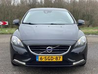 tweedehands Volvo V40 1.6 D2 Summum Leder/Stoelverw/Navi/Lmv/Nap/Boekjes