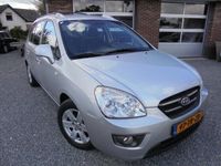 tweedehands Kia Carens 2.0 CVVT X-ecutive 7p. / climo / trekhaak / lage km. / NAP.